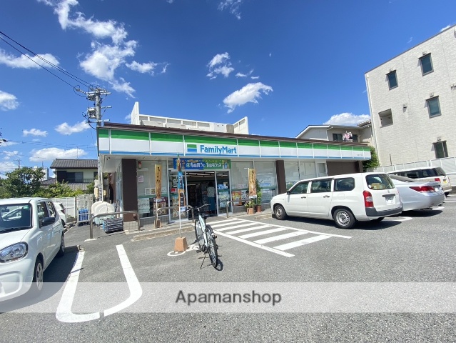 コンビニ　ファミリーマート呼続二丁目店（コンビニ）まで437m