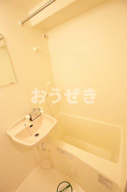 バス・シャワールーム　※他のお部屋の写真です。?