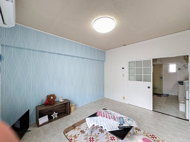 居室・リビング　掲載写真はモデルルームを掲載しております。実際のお部屋と仕様