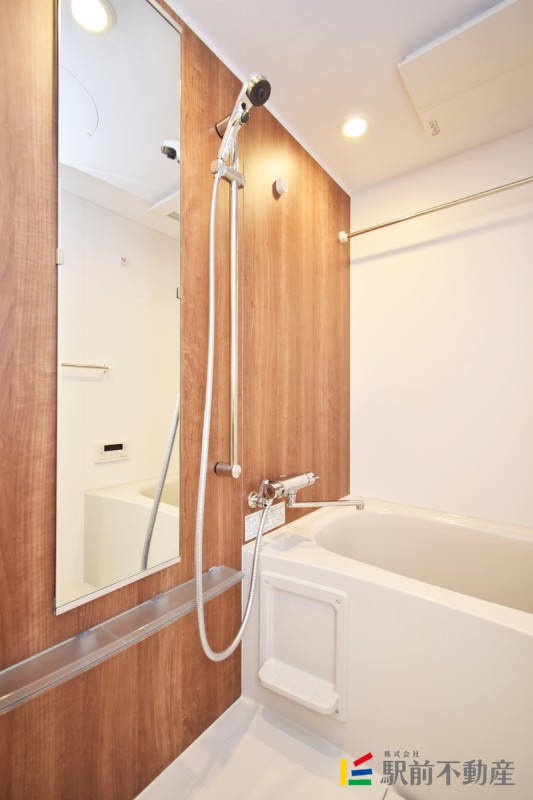 バス・シャワールーム　※同マンション別部屋