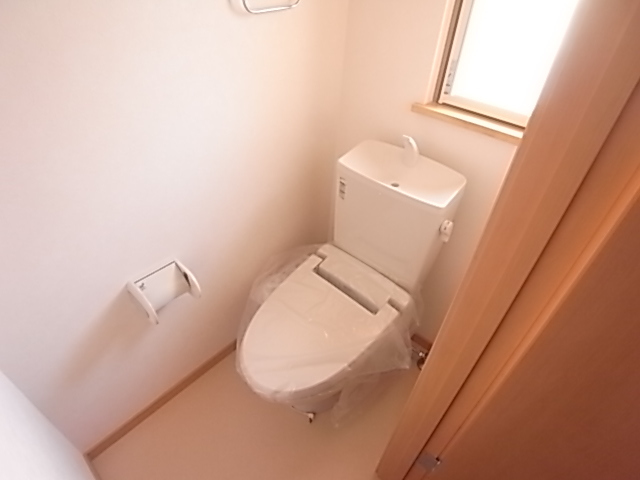 メゾンSOIE ET AUTOMNEのトイレ写真