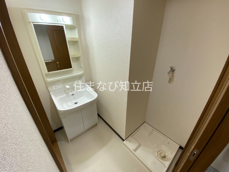 洗面設備　同型タイプ