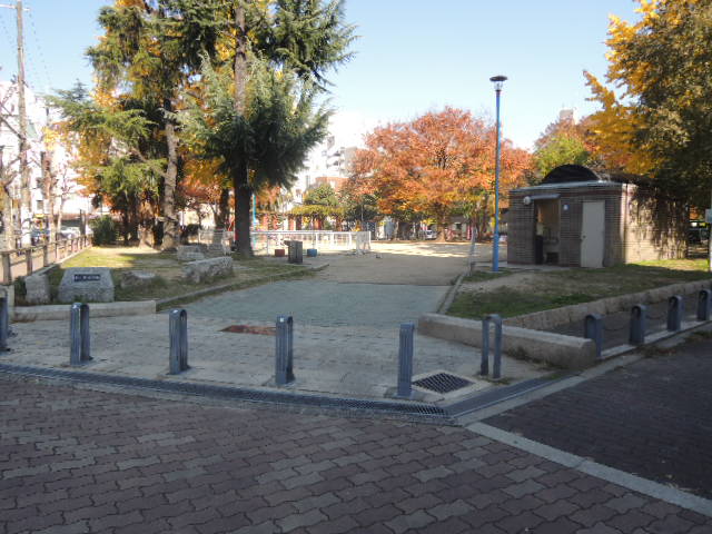 公園　東小橋公園（公園）まで32m