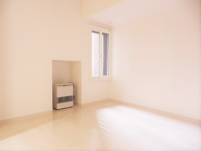 その他部屋・スペース　壁面が多く家具の配置がしやすいです♪