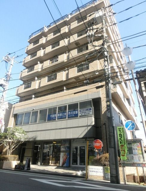 建物外観　本八幡駅徒歩２分鉄筋コン造マンション
