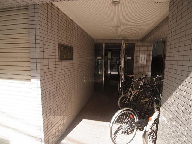 エントランス　部屋探しは株式会社　タウンハウジング　までお気軽にお問合せ…