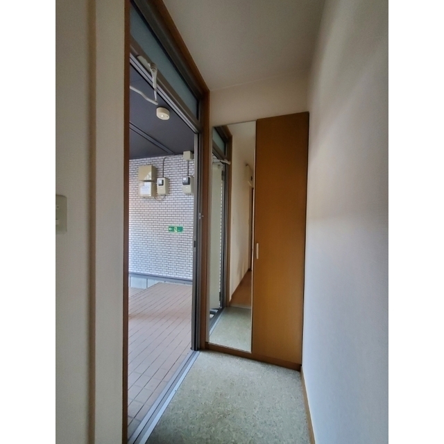 玄関　下駄箱