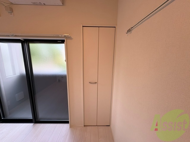 収納　こちらは収納になります。衣類の収納に便利ですね。