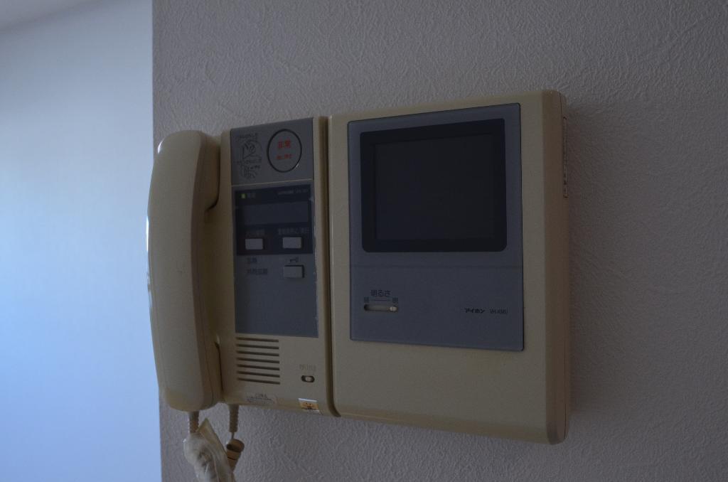 セキュリティ　カメラ付インターホン