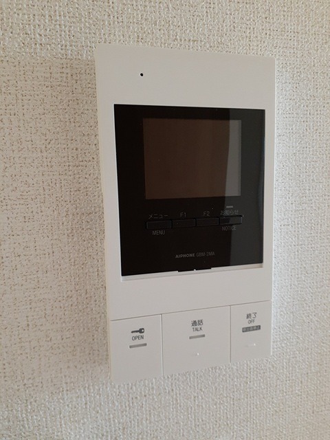 セキュリティ　モニター付きインターホンです。