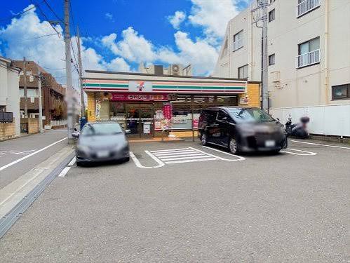コンビニ　セブンイレブン荻窪四面道東店（コンビニ）まで273m