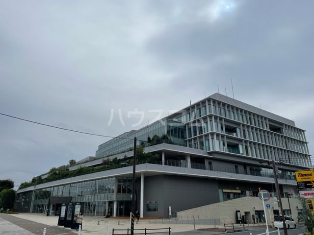 図書館　大和市文化創造拠点シリウス（図書館）まで678m