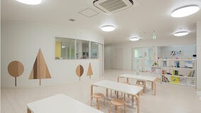 幼稚園・保育園　ポピンズナーサリースクール札幌白石（幼稚園・保育園）まで427m