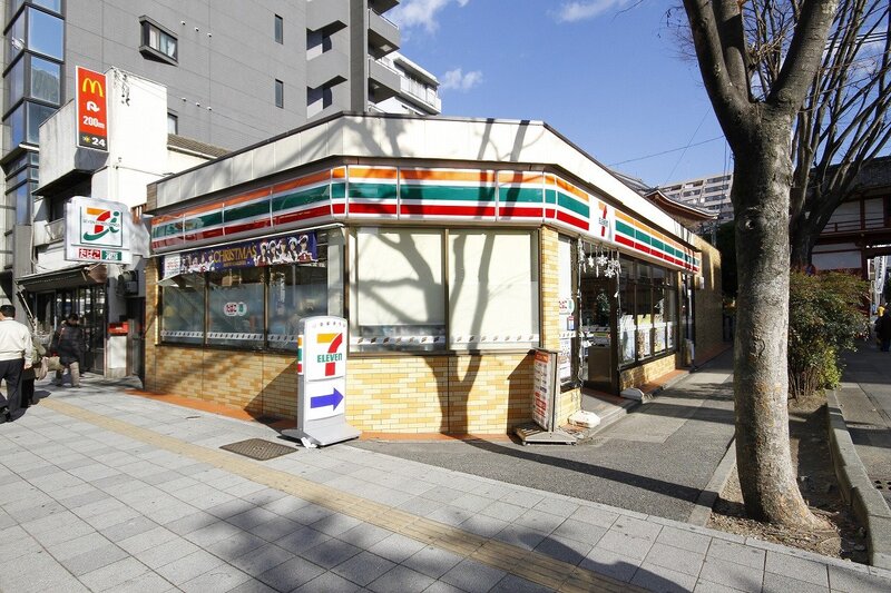 病院　名古屋掖済会病院入院棟（病院）まで330m