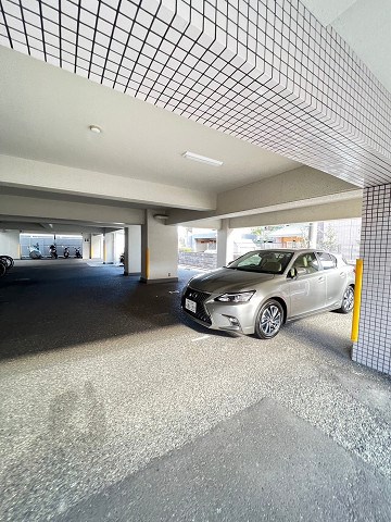 駐車場　カースペースがあります