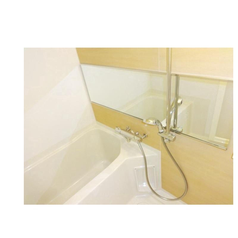 バス・シャワールーム　お風呂トイレ別です。ゆっくりお風呂入りたいですよね