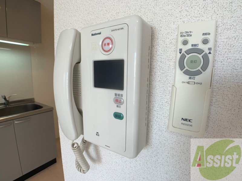 セキュリティ　ＴＶモニター付インターホンです。来客者の顔が見えるので安心！