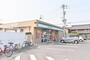 コンビニ　ファミリーマート七宝駅前店（コンビニ）まで400m