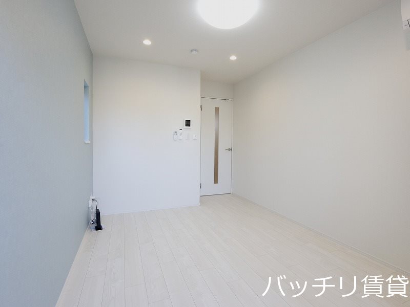 居室・リビング　画像は同型タイプの為、現状を優先致します。