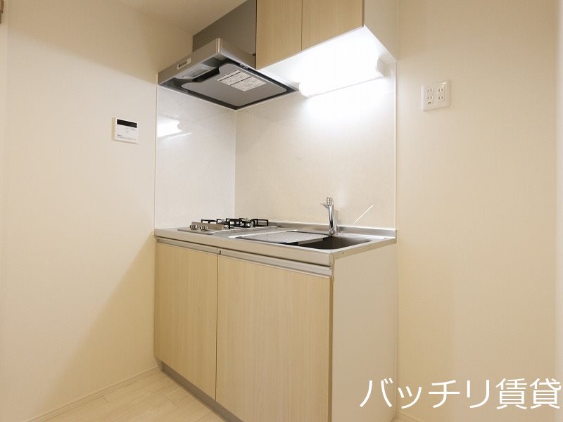 キッチン　画像は同型タイプの為、現状を優先致します。