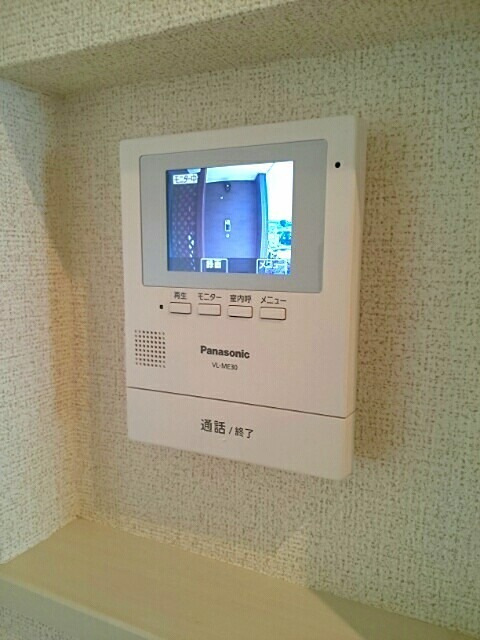 セキュリティ　来訪者の姿を確認できます。