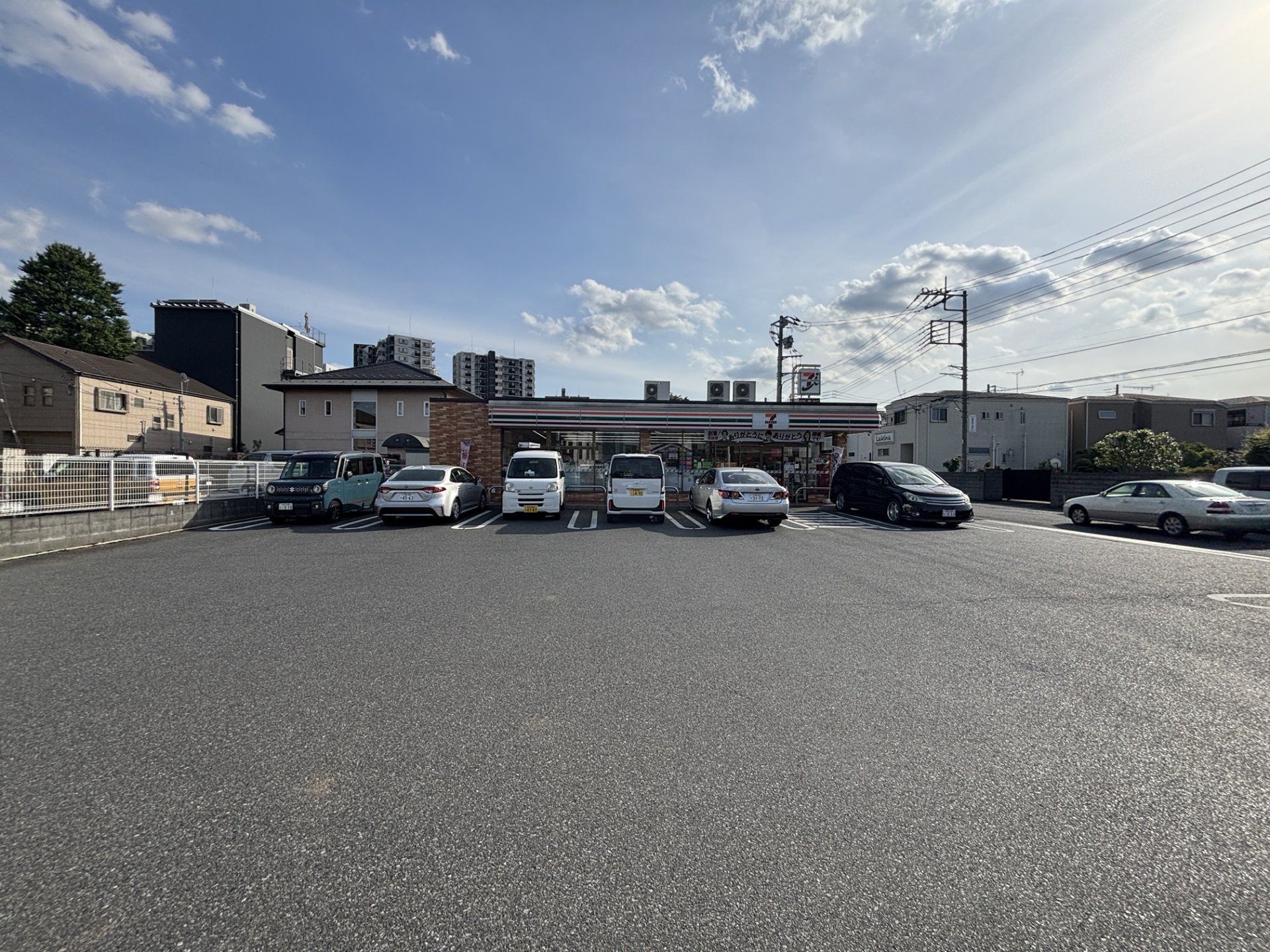 コンビニ　セブンイレブン新座野火止5丁目店（コンビニ）まで718m
