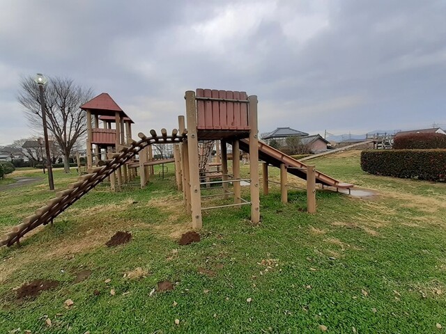 公園　中根ふれあい公園（公園）まで350m