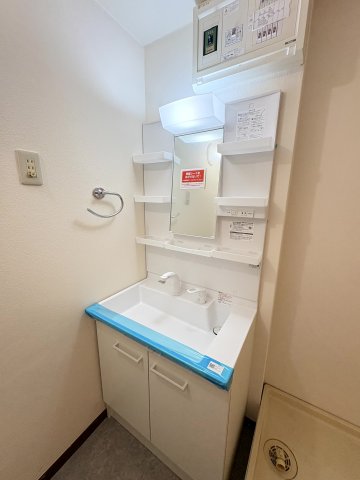洗面設備　独立洗面台なので、身支度も快適です！