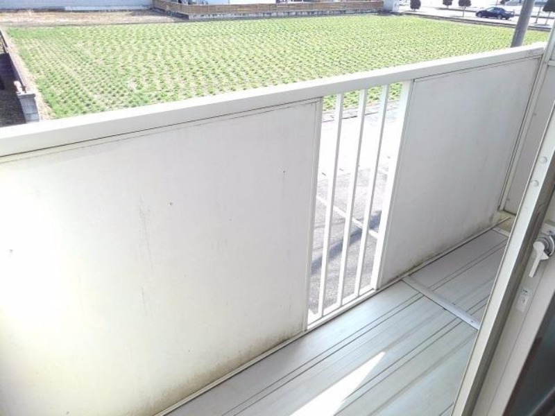 バルコニー　図面と現状に相違がある場合には現状を優先
