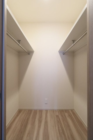 収納　別部屋参考写真