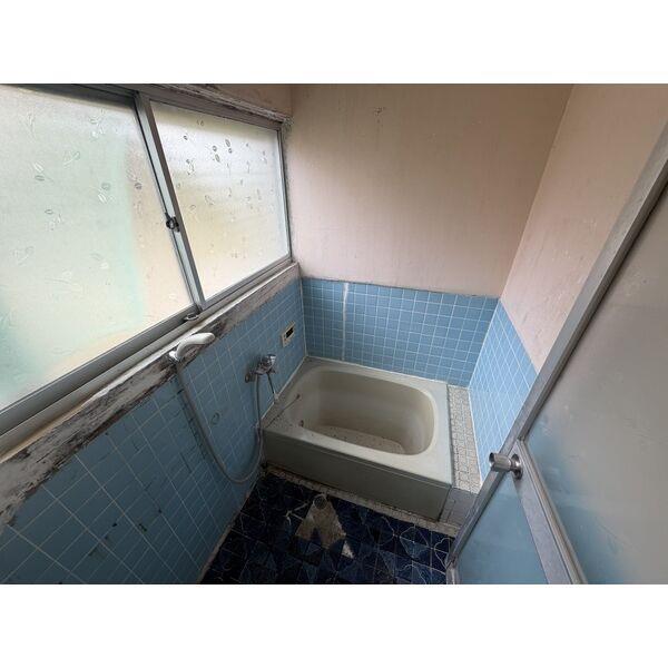 瀬戸市窯町戸建の風呂写真
