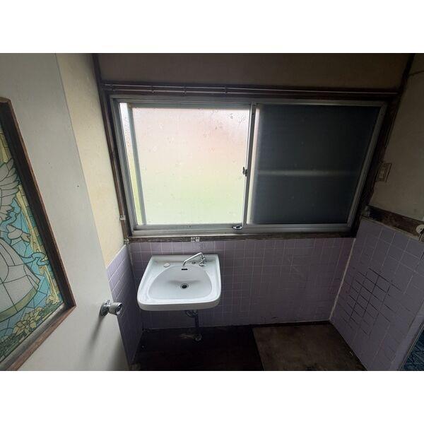 瀬戸市窯町戸建の内装写真