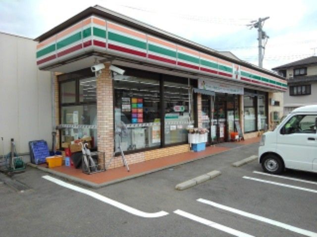 コンビニ　セブンイレブン須坂運動公園店（コンビニ）まで170m