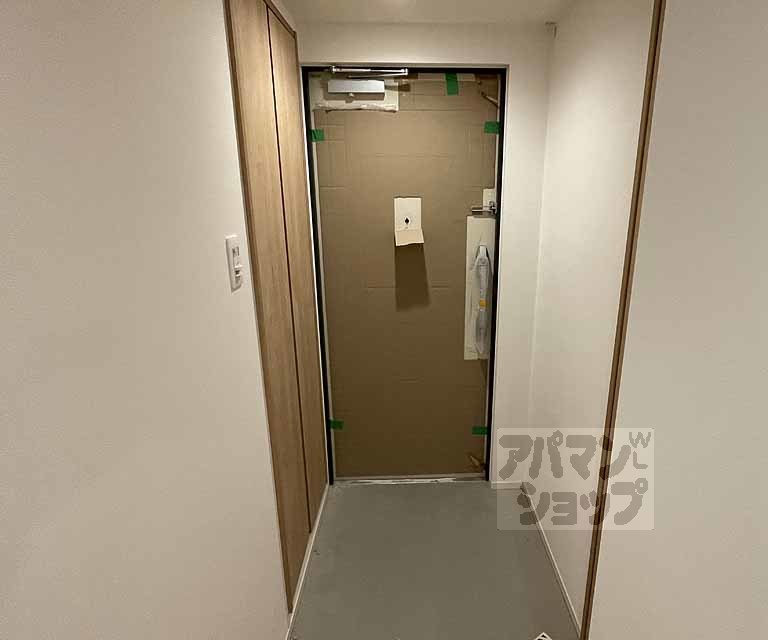 STANDZ京都二条の玄関写真