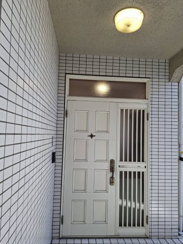 岐阜市又丸町畑 賃貸 中古戸建の玄関写真