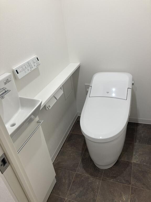 SOLASIA residence世田谷代田_のトイレ写真