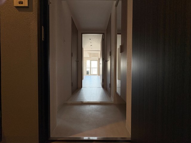 玄関　明るい玄関です