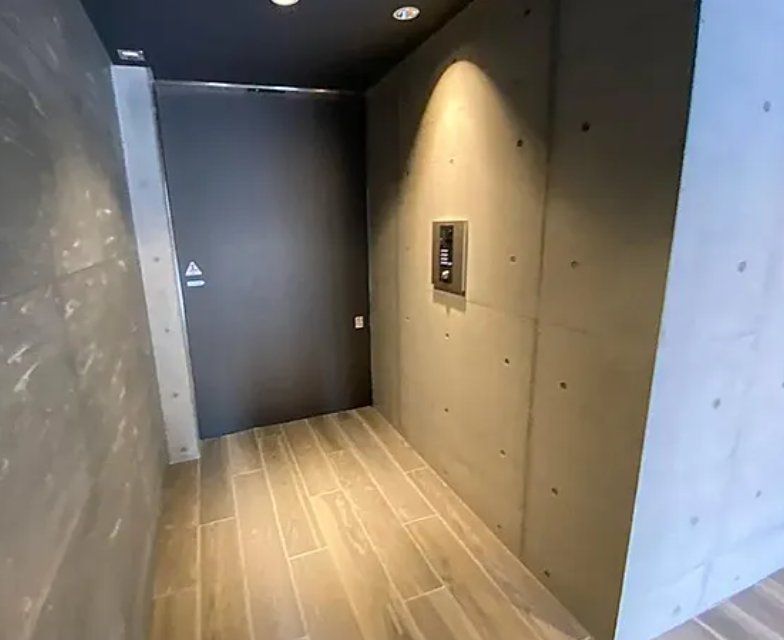 エントランス　エントランス