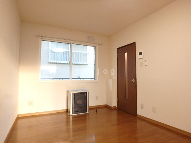 居室・リビング　居間