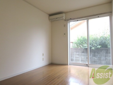 居室・リビング　７帖のリビングです。広々としていていいですね。