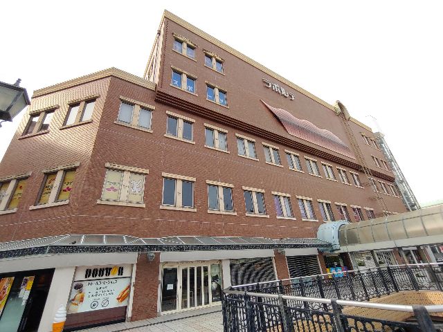 ショッピングセンター　ラポルテ本館（ショッピングセンター）まで1434m