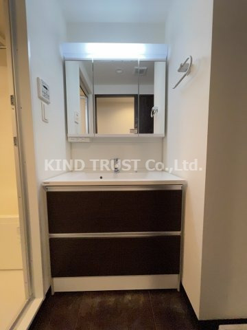 洗面設備　洗面所です