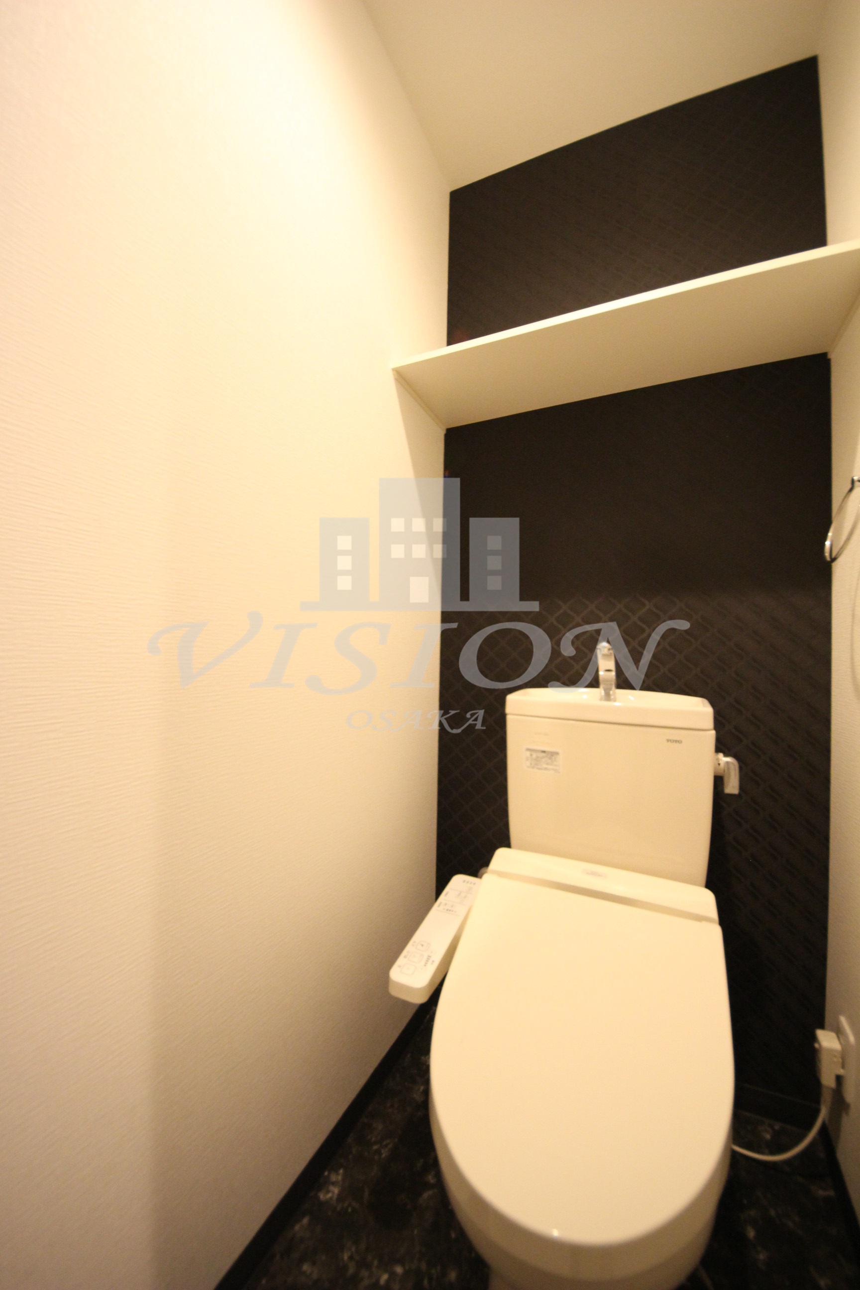 ＪＲ大阪環状線 福島駅 徒歩8分 9階建 築11年のトイレ写真