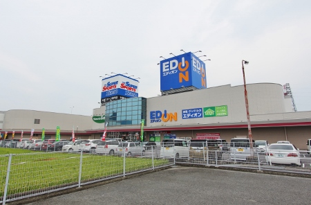 【高松市花ノ宮町のマンションのショッピングセンター】