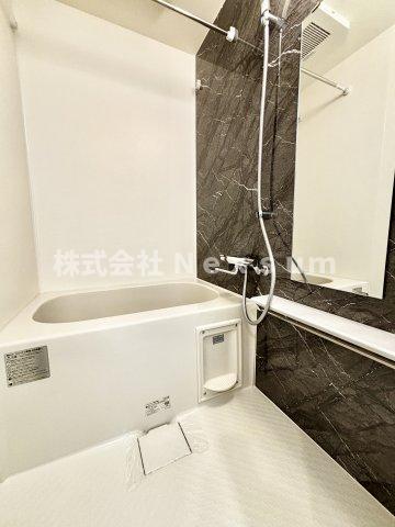 バス・シャワールーム　お風呂です