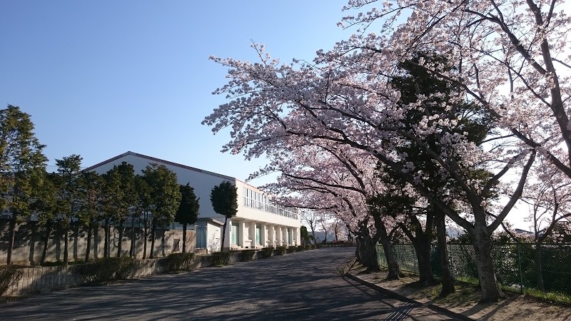 小学校　いわき市立郷ケ丘小学校（小学校）まで1001m