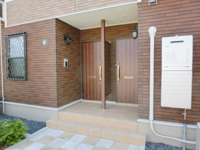 エントランス　建物入口部分です