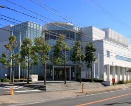 鎌倉市腰越のマンションの図書館