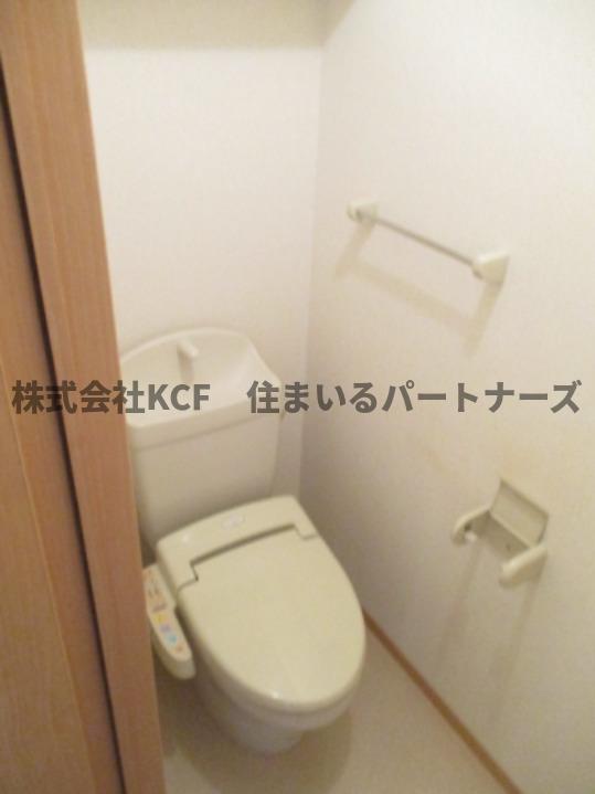トイレ　清潔感のあるトイレです