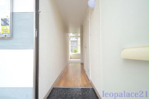 玄関　設備・使用は号室により異なる為、現況を優先いたします。